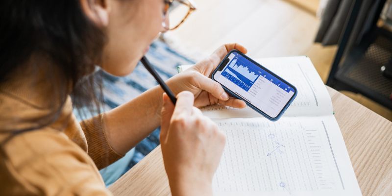 Send Money Abroad Easily: Cash-Saving Tips for Frequent International Money Transfers